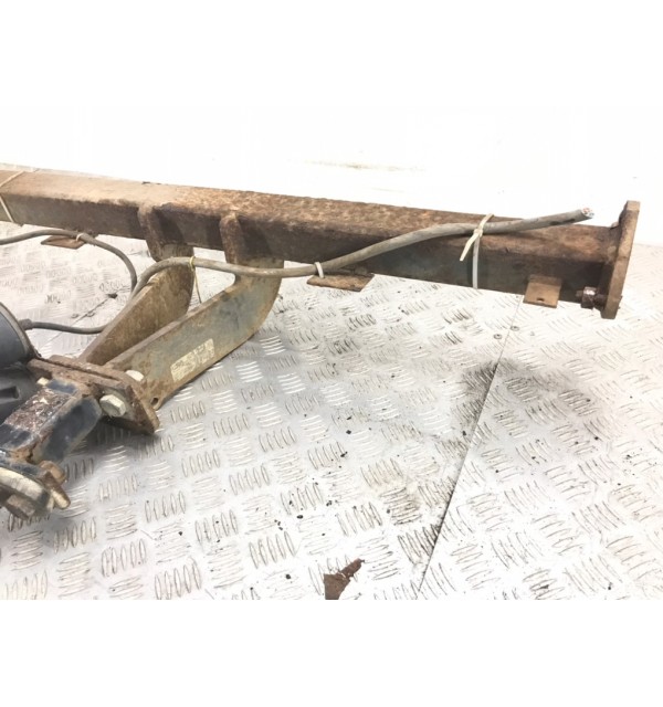 Прицепное устройство (фаркоп) бу для Mitsubishi Pajero  3.2 DiD,  2003 г. бу контрактные купить в Спб