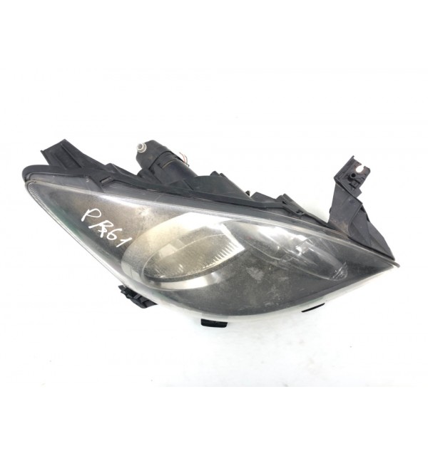 Фара правая бу для Toyota Aygo  1.0 i,  2008 г.