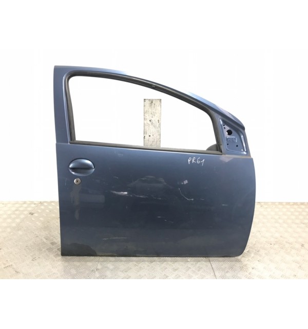Дверь передняя правая бу для Toyota Aygo  1.0 i,  2008 г. бу контрактные купить в Спб