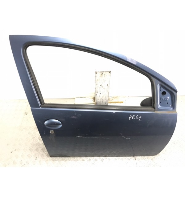 Дверь передняя правая бу для Toyota Aygo  1.0 i,  2008 г. бу контрактные купить в Спб