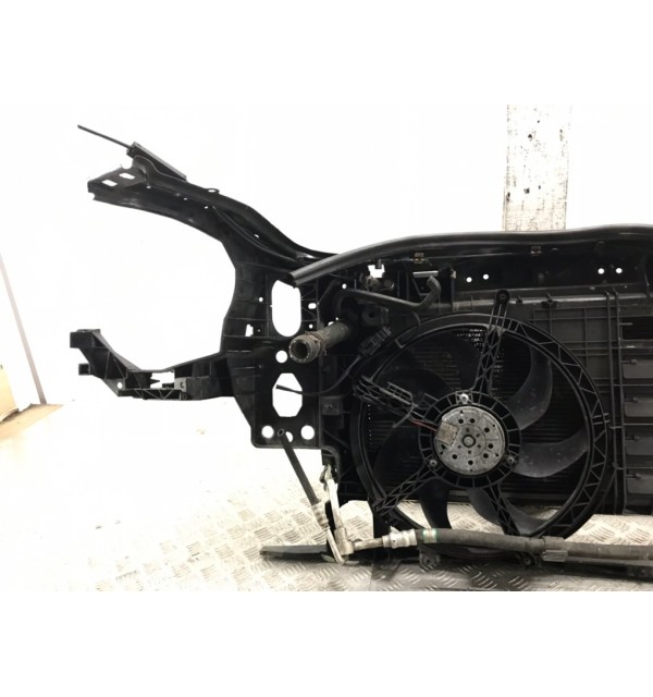 Панель передняя (телевизор) бу для Mini One R56 1.4 i,  2009 г. бу контрактные купить в Спб