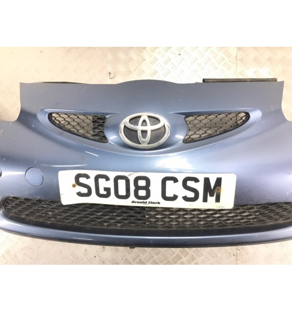 Бампер передний бу для Toyota Aygo  1.0 i,  2008 г. бу контрактные купить в Спб