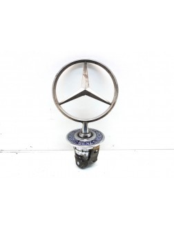 Эмблема бу для Mercedes CLK W208 4.3 i,  2001 г.