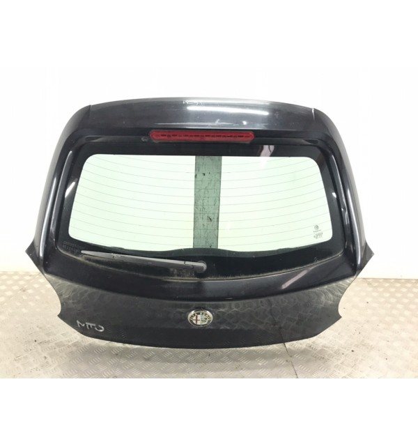 Крышка багажника бу для Alfa Romeo MiTo  1.6 JTD,  2010 г. бу контрактные купить в Спб