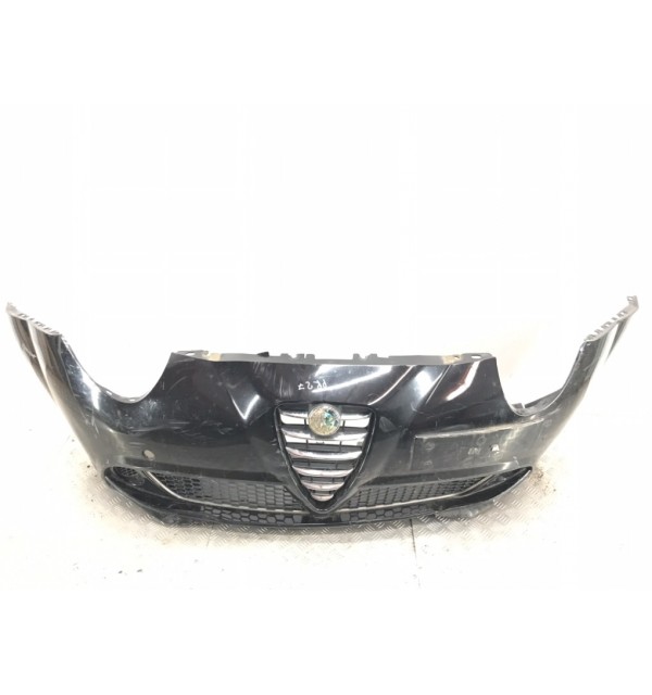 Бампер передний бу для Alfa Romeo MiTo  1.4 i,  2009 г. бу контрактные купить в Спб