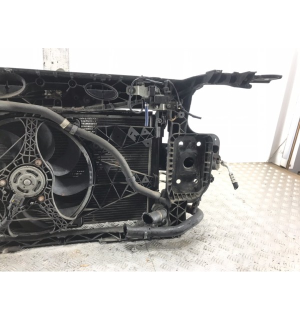 Панель передняя (телевизор) бу для Alfa Romeo MiTo  1.3 JTD,  2011 г. бу контрактные купить в Спб