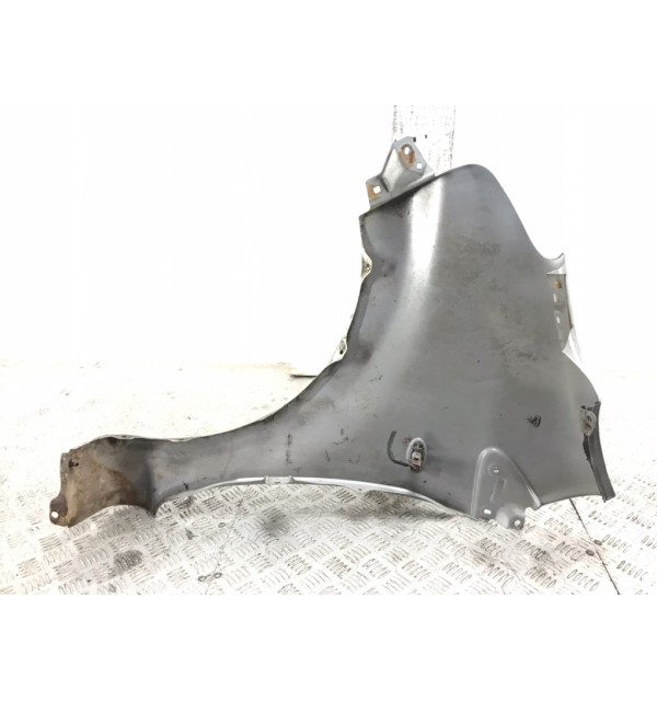 Крыло переднее правое бу для Toyota Aygo  1.0 i,  2006 г.
