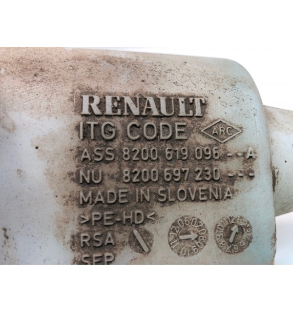 Бачок омывателя бу для Renault Twingo  1.2 i,  2008 г. бу контрактные купить в Спб