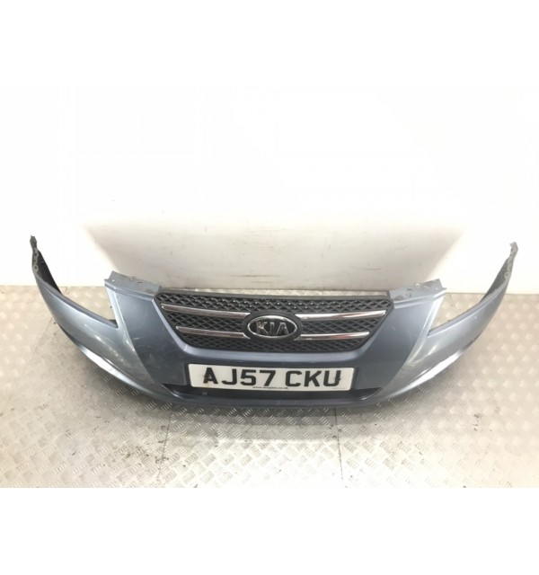 Бампер передний бу для Kia Ceed  1.6 CRDi,  2007 г. бу контрактные купить в Спб