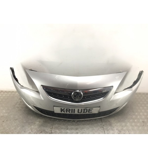 Бампер передний бу для Opel Astra J 1.7 CDTi,  2011 г.