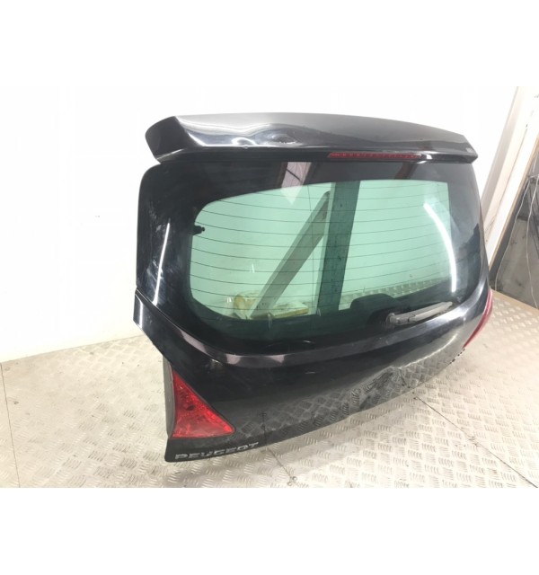 Крышка багажника бу для Peugeot 3008  1.6 HDi,  2009 г. бу контрактные купить в Спб