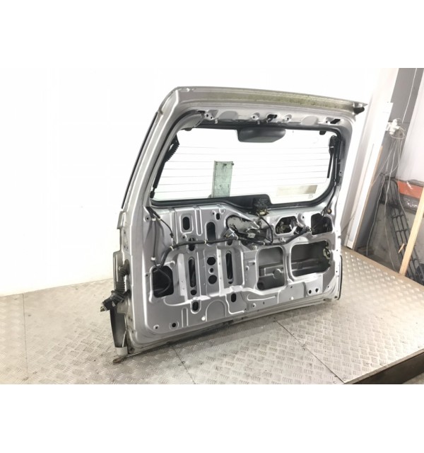 Крышка багажника бу для Honda CR-V  2.0 i,  2003 г. бу контрактные купить в Спб