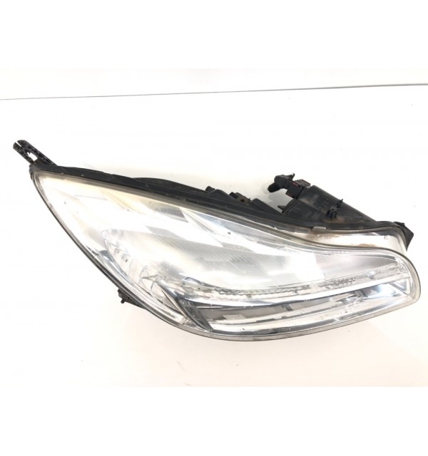 Фара правая бу для Opel Insignia  2.0 CDTi,  2011 г. бу контрактные купить в Спб