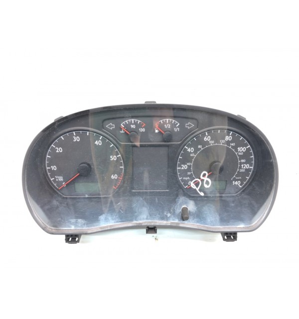 Щиток приборов (приборная панель) бу для Volkswagen Polo  1.2 i,  2005 г. бу контрактные купить в Спб