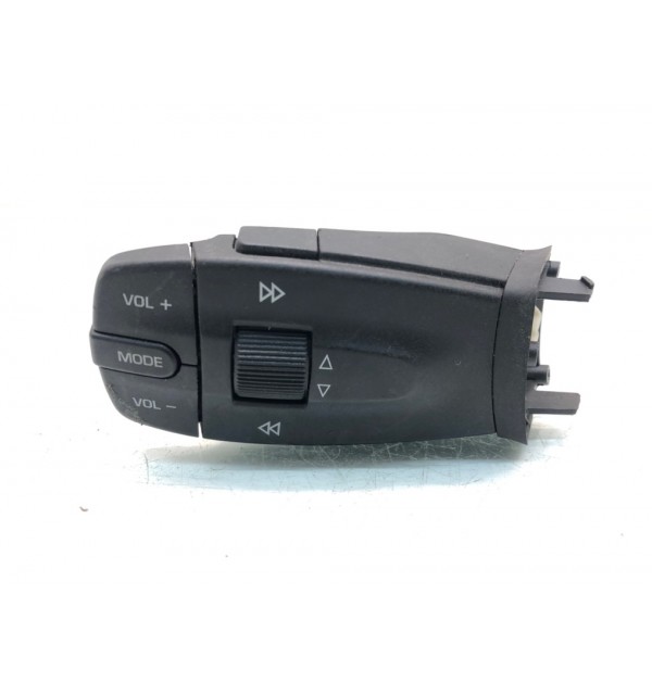 Переключатель подрулевой (стрекоза) бу для Seat Ibiza  1.2 i,  2009 г. бу контрактные купить в Спб