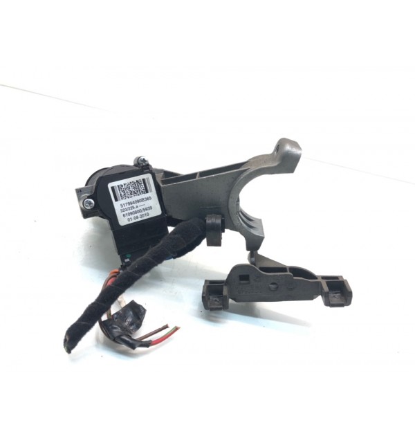 Замок зажигания бу для Peugeot Bipper  1.4 HDi,  2010 г. бу контрактные купить в Спб