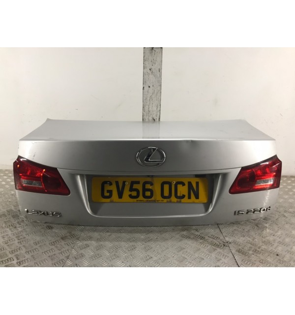 Крышка багажника бу для Lexus IS  2.2 TD,  2006 г. бу контрактные купить в Спб