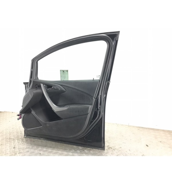 Дверь передняя правая бу для Opel Astra J 1.4 Ti,  2012 г. бу контрактные купить в Спб