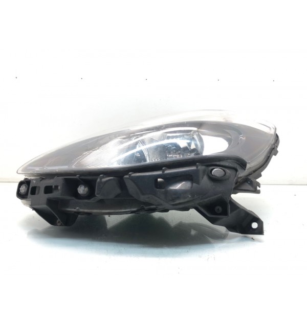 Фара правая бу для Renault Clio  1.5 DCi,  2009 г. бу контрактные купить в Спб