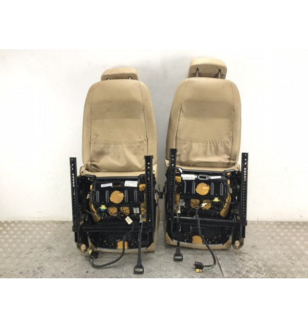 Салон (комплект сидений) бу для Volkswagen Golf 5 2.0 TDi,  2004 г. бу контрактные купить в Спб