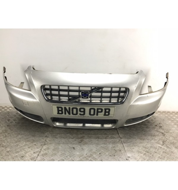 Бампер передний бу для Volvo C70  2.0 TD,  2009 г. бу контрактные купить в Спб