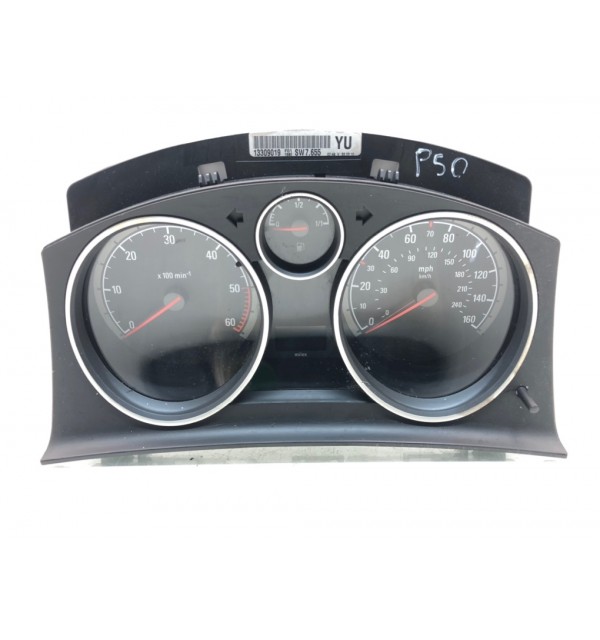 Щиток приборов (приборная панель) бу для Opel Zafira B 1.7 CDTi,  2010 г. бу контрактные купить в Спб