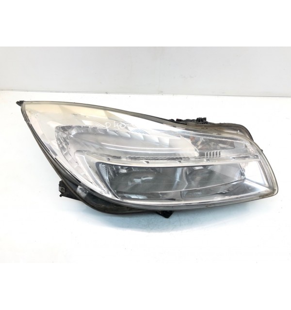 Фара правая бу для Opel Insignia  2.0 CDTi,  2012 г. бу контрактные купить в Спб