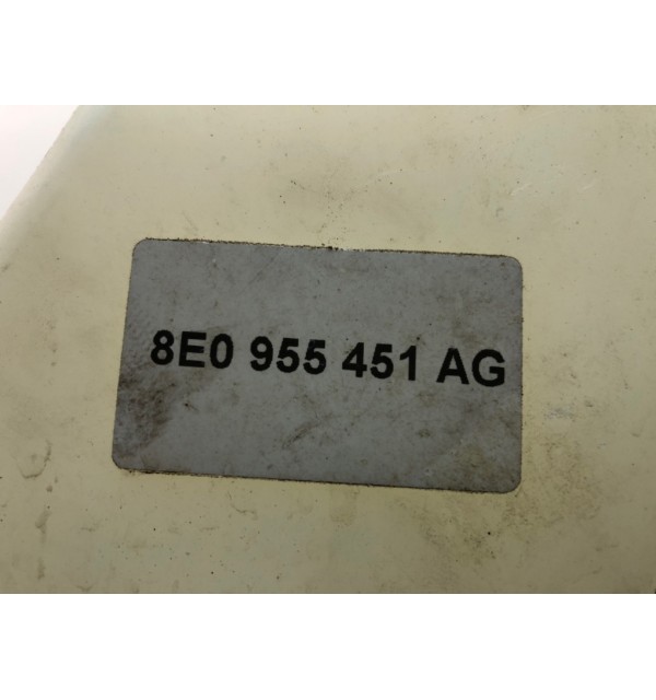Бачок омывателя бу для Audi A4 B6 1.9 TDi,  2004 г. бу контрактные купить в Спб