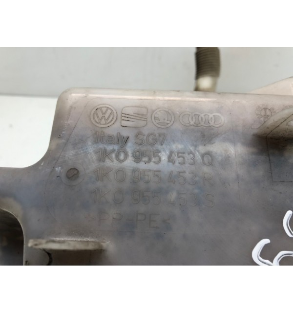 Бачок омывателя бу для Volkswagen Golf 5 2.0 TDi,  2006 г. бу контрактные купить в Спб