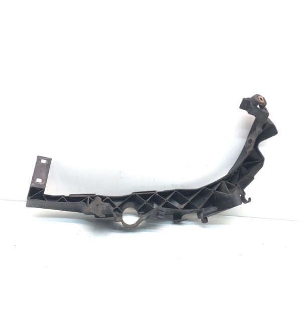 Крепление фары правой бу для BMW 3 E90/E91/E92/E93 2.0 TD,  2008 г. бу контрактные купить в Спб