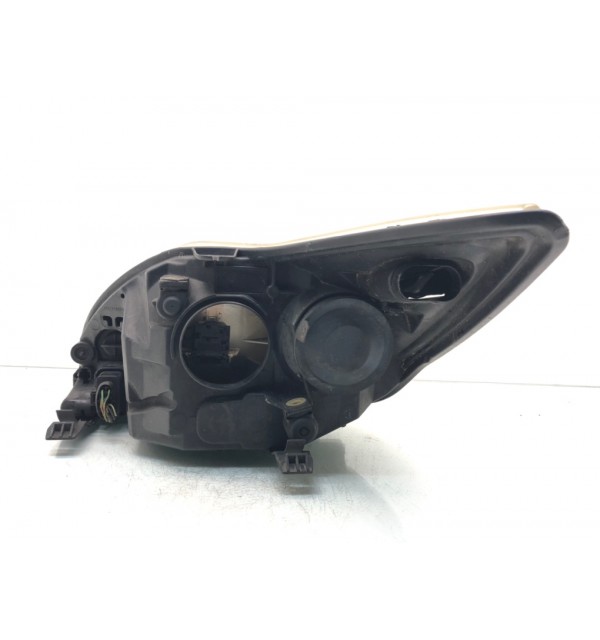 Фара правая бу для Ford Focus 2 1.8 TDCi,  2008 г. бу контрактные купить в Спб