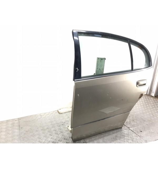 Дверь задняя левая бу для Lexus GS  3.0 i,  1998 г. бу контрактные купить в Спб