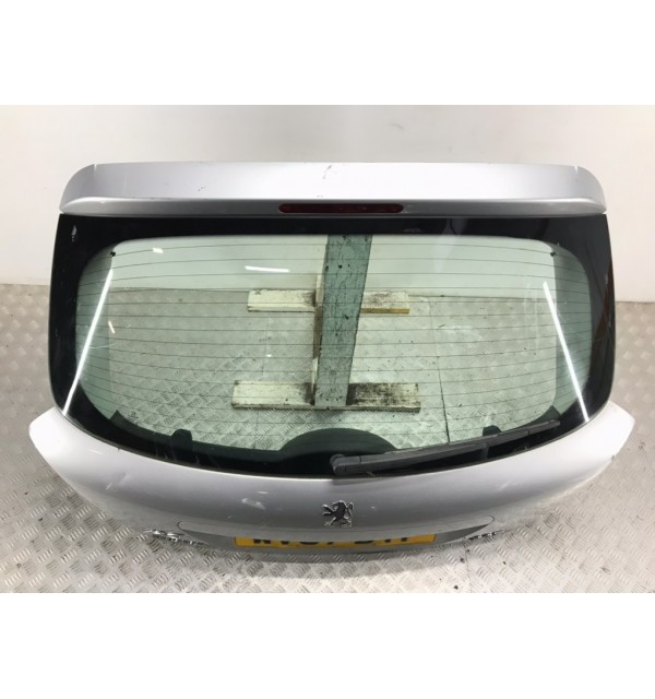 Крышка багажника бу для Peugeot 207  1.4 i,  2007 г. бу контрактные купить в Спб