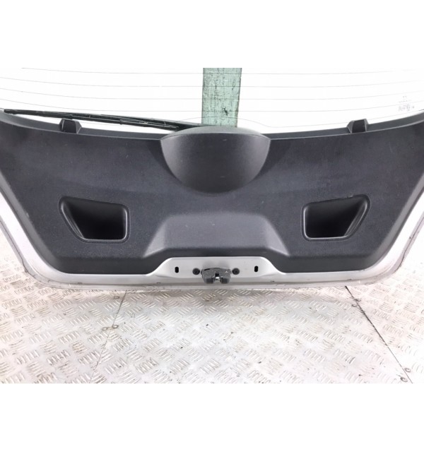 Крышка багажника бу для Peugeot 207  1.4 i,  2007 г. бу контрактные купить в Спб