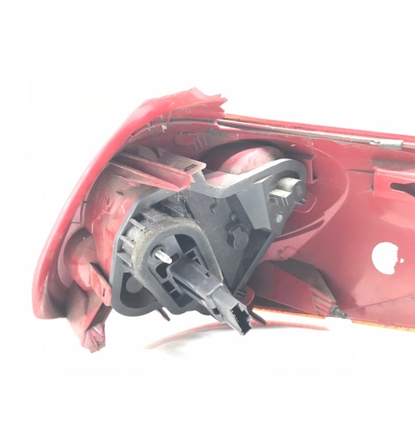Фонарь задний левый бу для Peugeot 207  1.4 i,  2010 г. бу контрактные купить в Спб