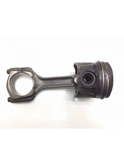 Поршень бу для Opel Astra H 1.9 CDTi,  2006 г.