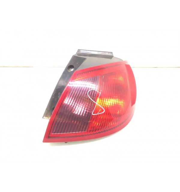 Фонарь задний правый бу для Mitsubishi Colt  1.1 i,  2006 г. бу контрактные купить в Спб