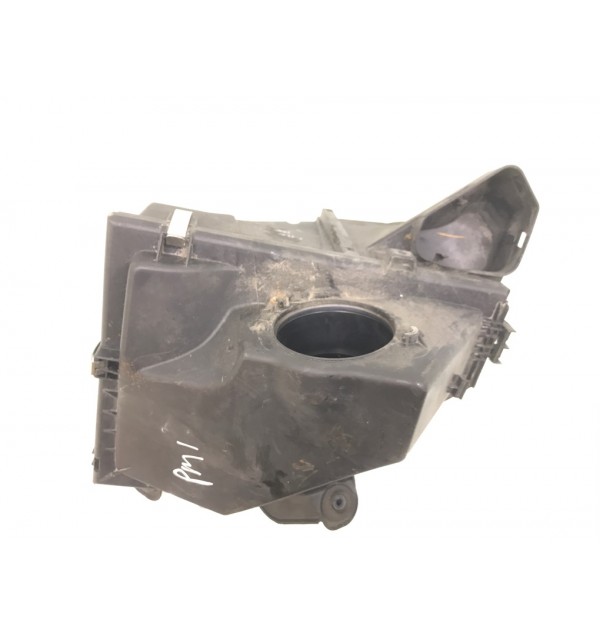 Корпус воздушного фильтра бу для BMW 3 E90/E91/E92/E93 2.0 TD,  2010 г. бу контрактные купить в Спб