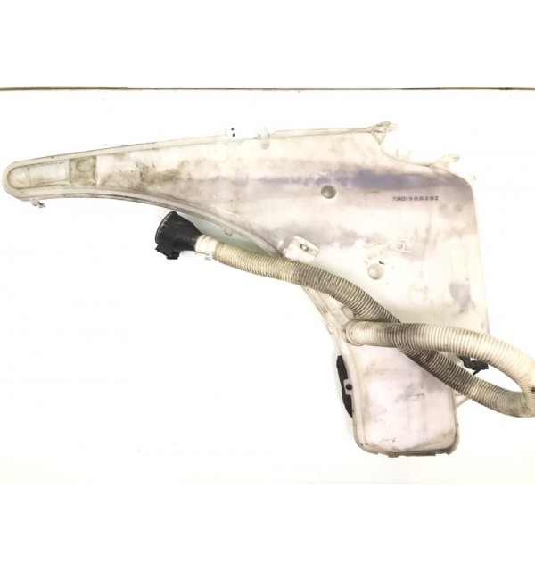 Бачок омывателя бу для BMW 3 E90/E91/E92/E93 2.0 TD,  2010 г. бу контрактные купить в Спб