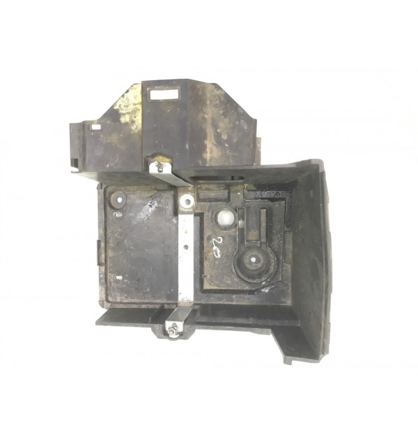 Полка аккумулятора бу для Ford Fiesta 5 1.6 i,  2002 г. бу контрактные купить в Спб