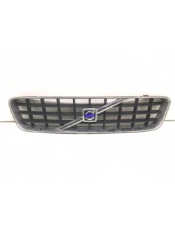 Решетка радиатора бу для Volvo XC90  2.4 D5,  2003 г.