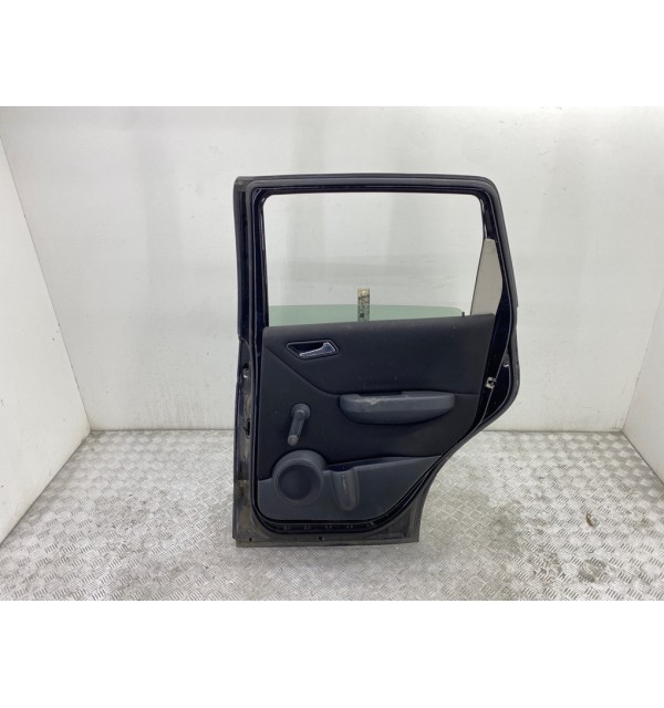 Дверь задняя правая бу для Mercedes A W169 1.5 i,  2006 г. бу контрактные купить в Спб