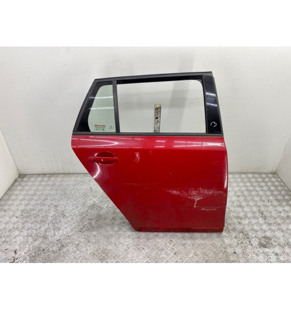 Дверь задняя правая бу для Skoda Fabia 2 1.9 TDi,  2008 г. бу контрактные купить в Спб