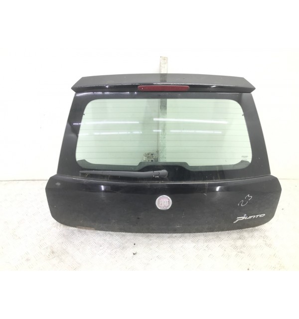 Крышка багажника бу для Fiat Punto 3 1.2 i,  2008 г. бу контрактные купить в Спб