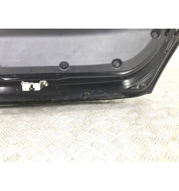 Крышка багажника бу для Suzuki Swift 4 1.3 DDiS,  2014 г. бу контрактные купить в Спб