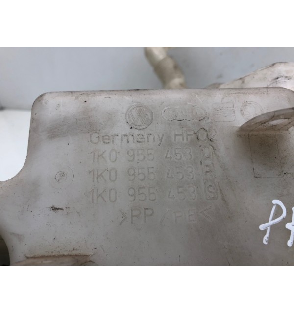 Бачок омывателя бу для Volkswagen Golf 5 1.6 FSI,  2006 г. бу контрактные купить в Спб