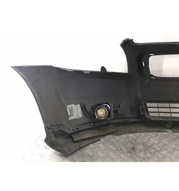 Бампер передний бу для Volvo V50  2.0 TD,  2008 г. бу контрактные купить в Спб