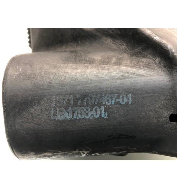 Корпус воздушного фильтра бу для BMW 3 E90/E91/E92/E93 2.0 TD,  2010 г. бу контрактные купить в Спб