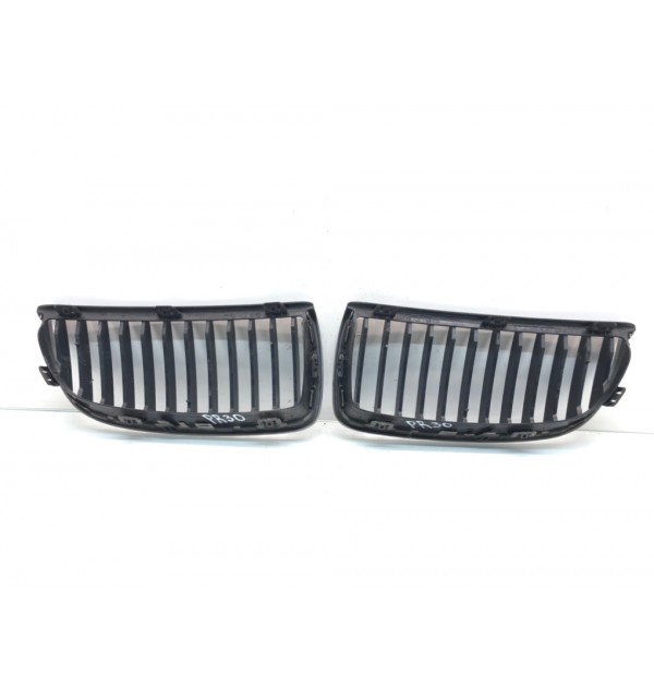 Решетка радиатора бу для BMW 3 E90/E91/E92/E93 2.0 TD,  2006 г. бу контрактные купить в Спб