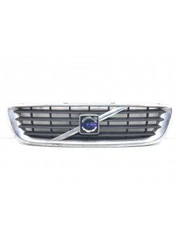 Решетка радиатора бу для Volvo V50  2.0 TD,  2008 г.